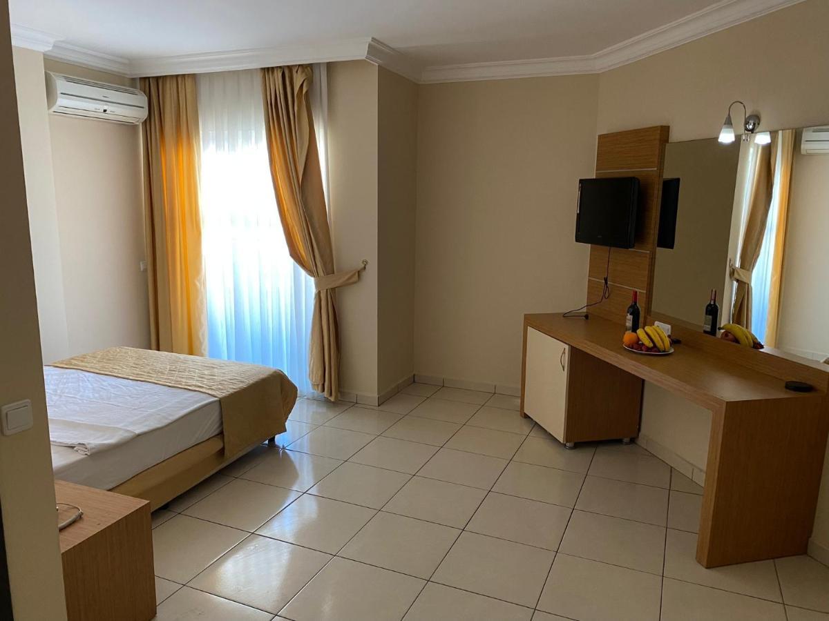 House Hotell *